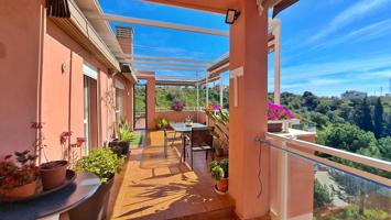 Atico con una terraza grande, 2 habitaciones, parking y vistas al mar en Chilches Costa photo 0