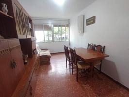 Venta de piso en Cornellà de Llobregat, zona Sant Ildefons photo 0