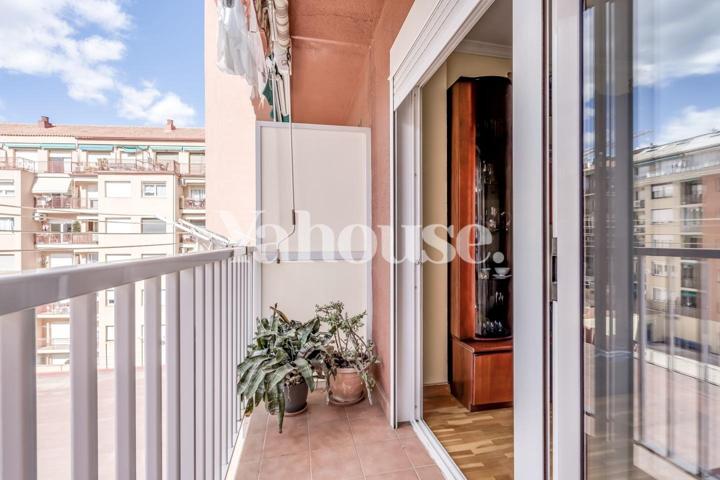 Piso en venta en Barcelona de 83 m2 photo 0
