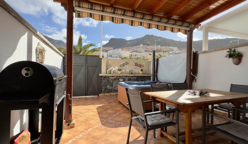 Casa de pueblo en Venta en Adeje Santa Cruz de Tenerife photo 0