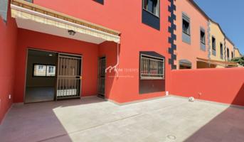 Casa de pueblo en Venta en Adeje Santa Cruz de Tenerife photo 0