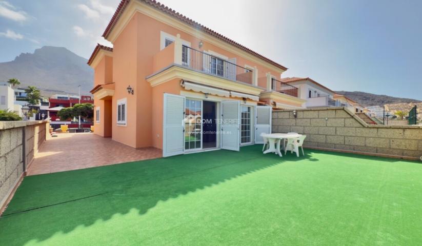 Casa-Chalet en Venta en Adeje Santa Cruz de Tenerife photo 0