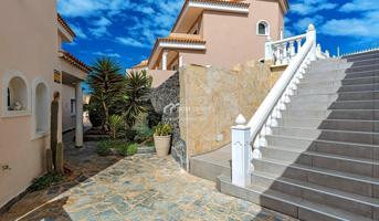 Casa-Chalet en Venta en Adeje Santa Cruz de Tenerife photo 0