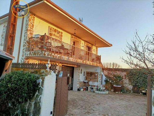 EN VENTA CASA INDEPENDIENTE EN AVENIDA DE BÓVEDA N.º 42 - A POBRA DE BROLLÓN photo 0