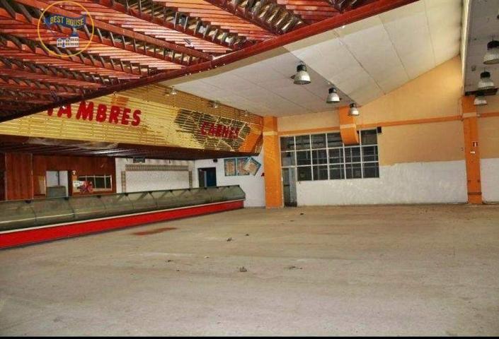 LOCAL COMERCIAL DE CASI 2.000 m² EN VENTA – PLAÇA LA FOIA - CENTRO DE IBI photo 0