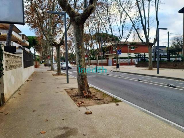 único en Can Bou, av. Pineda con terraza photo 0