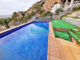 Bonita casa con piscina y terrazas en Abrera photo 0