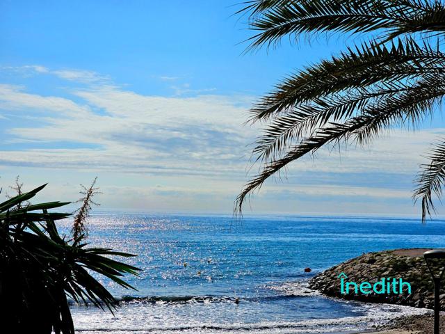 Exclusivo piso planta baja en primera línea de mar en Sitges con playa delante! photo 0