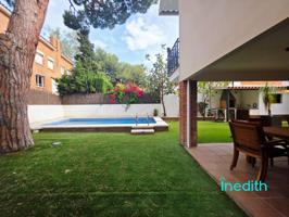 Bonita casa reformada con piscina en pleno Can bou la mejor zona Castelldefels photo 0