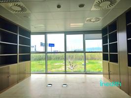 Oficinas y despachos desde 290€ en Pol.Mas blau, excelente ubicación a 8 minutos de Barcelona. photo 0