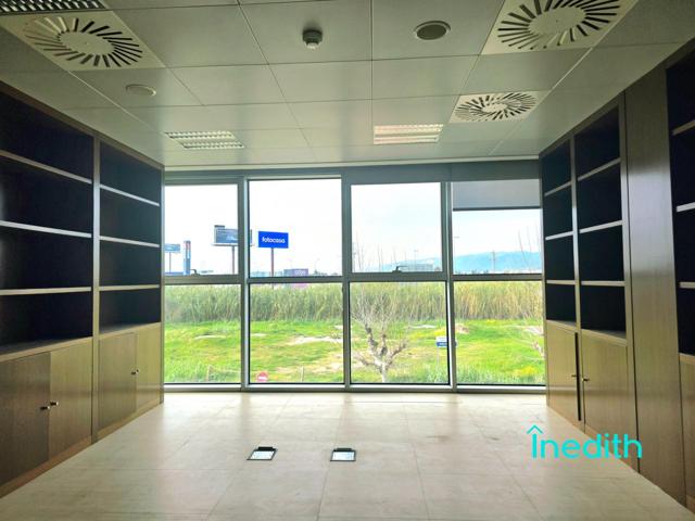 Oficinas y despachos desde 290€ en Pol.Mas blau, excelente ubicación a 8 minutos de Barcelona. photo 0