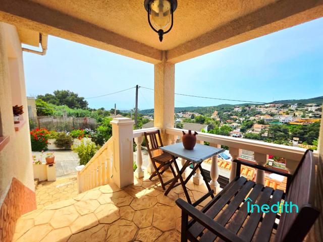 Bonita casa con estudio y parcela en Mas trader cubelles, preciosas vistas! photo 0