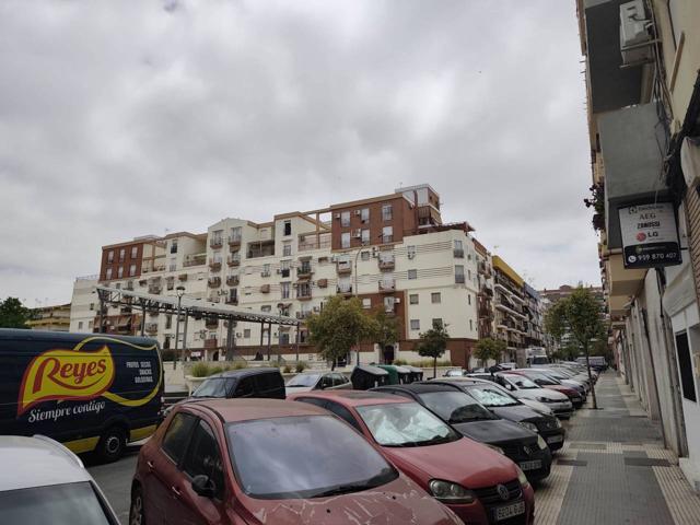 Venta de local comercial en Huelva Capital photo 0