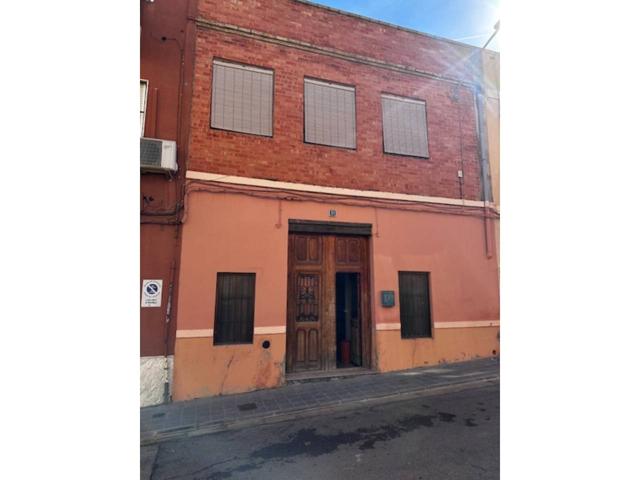 CASA DE PUEBLO EN CALLE 1º DE MAYO, RIBA-ROJA. photo 0