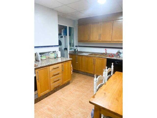 PISO CON PLAZA Y TRASTERO EN CALLE DOCTOR FLEMING 3, RIBA-ROJA photo 0
