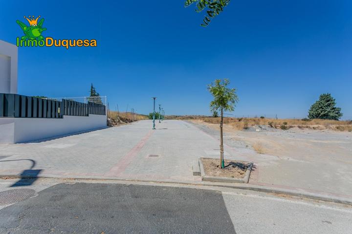 se vende terreno en Otura photo 0