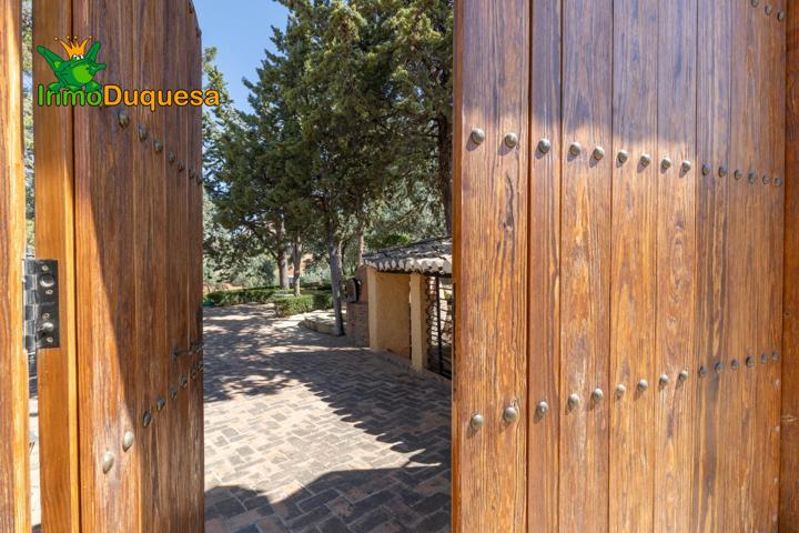 Chalet independiente en 'URB. Los Rebites' Con 1.667 m² de parcela. photo 0