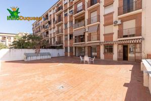 Piso con GRAN TERRAZA, plaza de garaje y trastero. photo 0