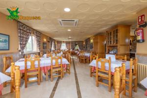 RESTAURANTE o CHALET con 2.000 m² de parcela en Cumbres Verdes. photo 0
