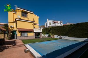 CHALET independiente CON PISCINA photo 0