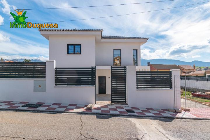 CHALET NUEVA CONSTRUCCIÓN EN OTURA. 5 DORMITORIOS ,3 BAÑOS. photo 0