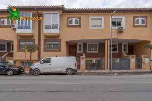 PRECIOSA ADOSADA EN LA ZONA DE SAN CAYETANO photo 0