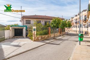 GRAN VIVIENDA SOBRE SOLAR DE 781 M. photo 0