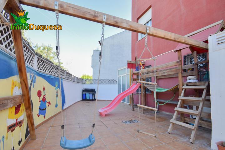 PISO LAS GABIAS CON TERRAZA DE 45 METROS Y 2 GARAJES photo 0