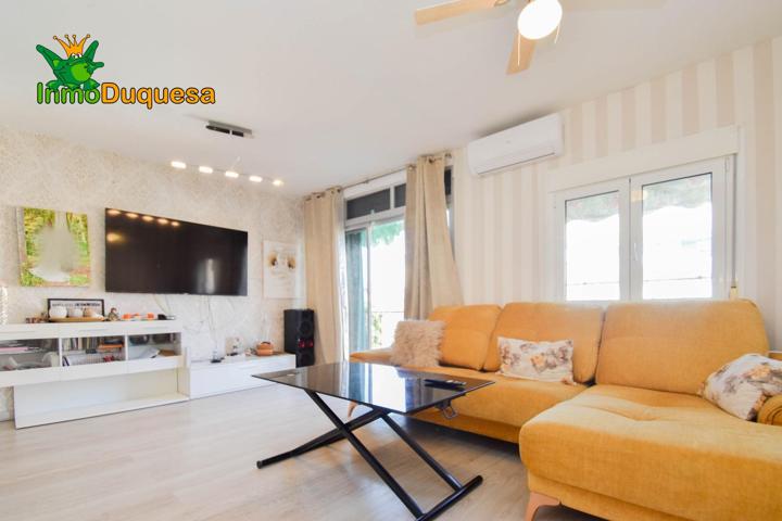 Piso luminoso en el Zaidín con excelente ubicación – ¡Para entrar a vivir! photo 0
