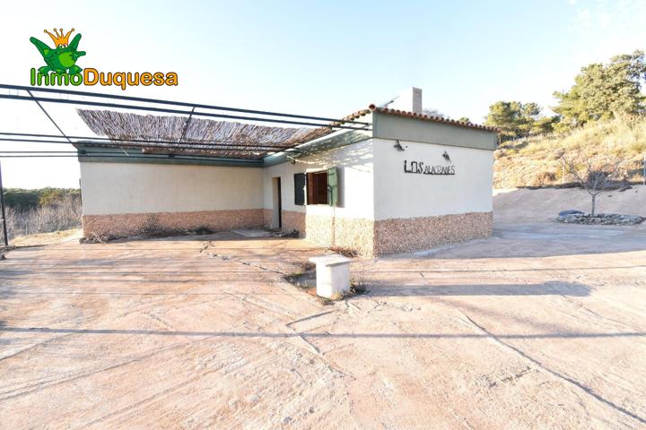 CASA RURAL DE RECREO EN ALBUÑUELAS photo 0