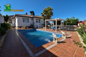 Espectacular chalet de lujo en El Puntal photo 0