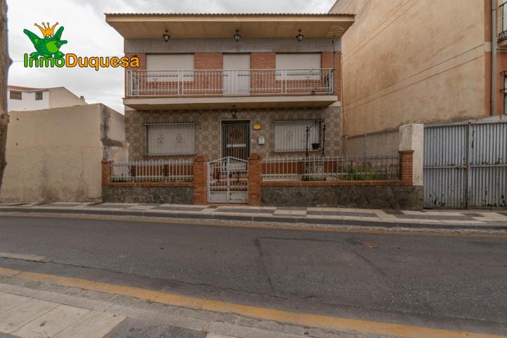CASA CON PARCELA DE 518 m² photo 0