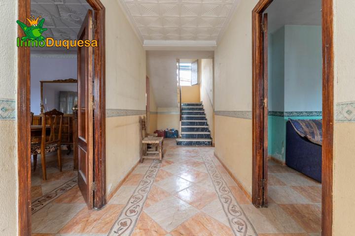 Casa para REFORMAR con solar de 518 m² en CENTRO de Ogijares photo 0