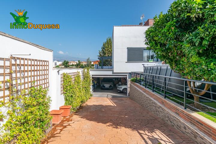 Chalet en urbanizacion de Alhendín. photo 0