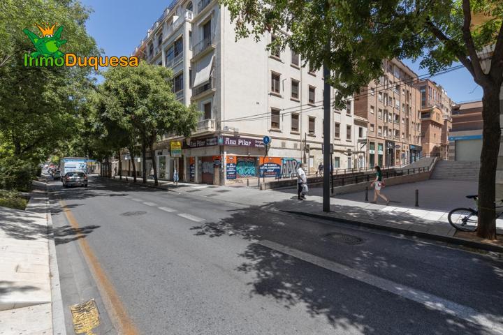 Piso junto Avda. de la Constitución photo 0