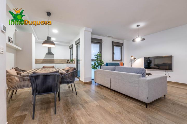 Piso con piscina y garaje en Zona Forum (Junto a la NUEVA Ciudad de la Justicia) photo 0