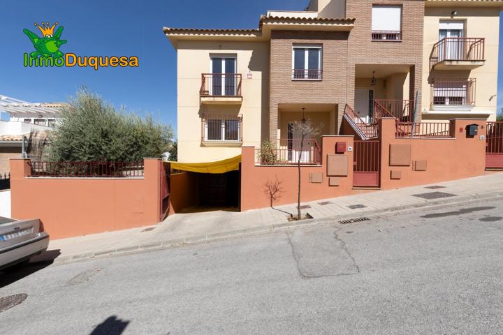 Casa pareada en Huetor Vega - Rebites photo 0