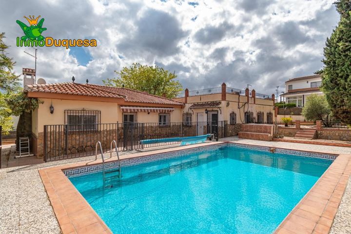 Impresionante Chalet en Otura con Piscina y Vistas photo 0