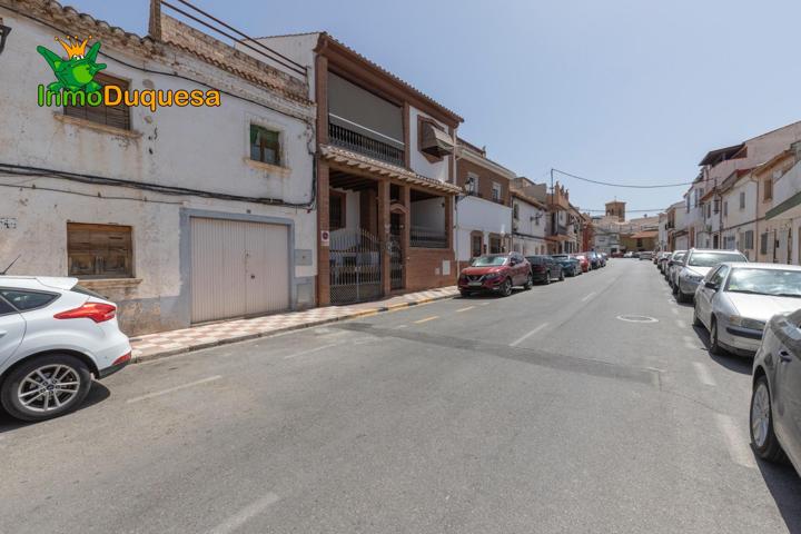 Casa adosada en ALBOLOTE para reformar. photo 0