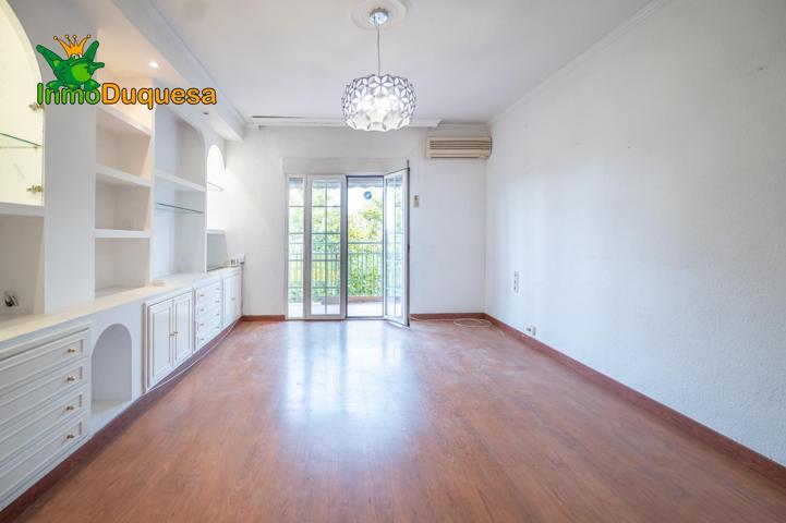 Piso REFORMADO con vistas a ALHAMBRA y SIERRA. photo 0