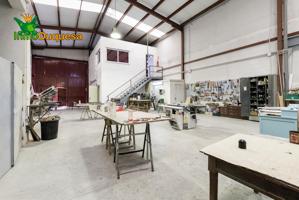 NAVE INDUSTRIAL en Cijuela. Próxima al aeropuerto. photo 0