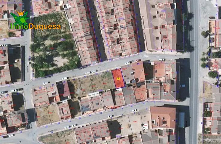 Solar urbano en la entrada de Padul. Para casa ADOSADA. photo 0