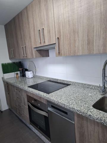 Piso En venta en Calle San Miguel. 29640, Fuengirola (málaga)zona Sohail, Fuengirola photo 0