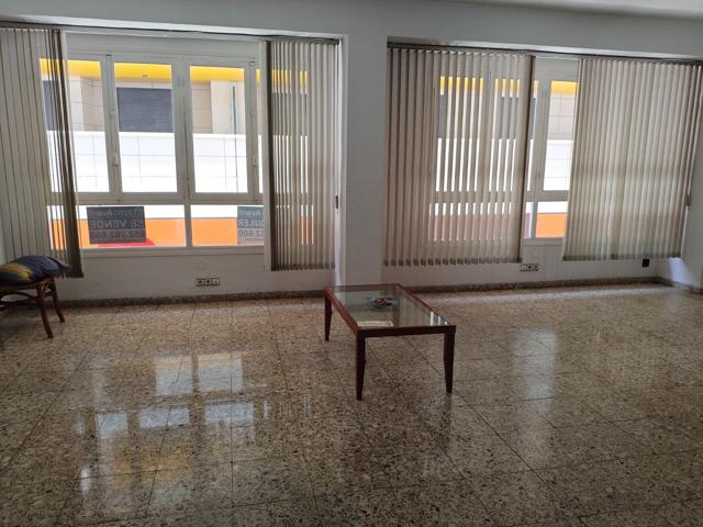 SE VENDE LOCAL COMERCIAL CENTRO DE ELDA photo 0
