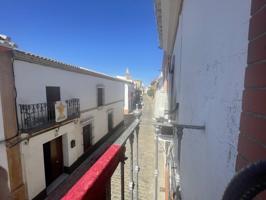 Magnifica casa adosada en el centro de Paterna del campo en el centro del pueblo , situada a 30 minutos de la playa de photo 0