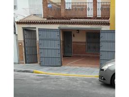 MAGNÍFICA CASA EN VENTA EN LA ALGABA.  Se trata de una amplia casa adosada de 180 metros cuadrados de dos plantas y con photo 0