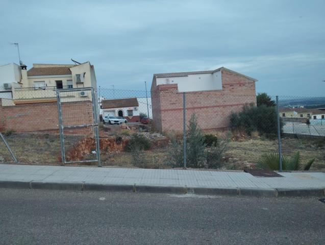 EXCLUSIVA PARCELA EN CERRO DE LAS NIÑAS, HORNACHUELOS photo 0