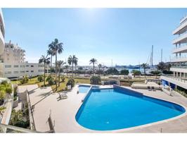 Apartamento en alquiler en Marina Botafoch-Platja de Talamanca photo 0