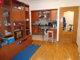 APARTAMENTO - PLAZA MAYOR CON ASCENSOR, GARAJE Y TRASTERO photo 0