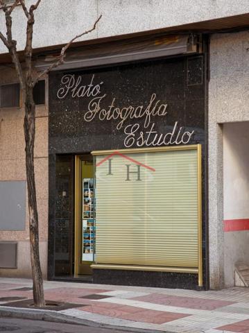 LOCAL COMERCIAL ACONDICIONADO EN CALLE RAMIRO VALBUENA photo 0